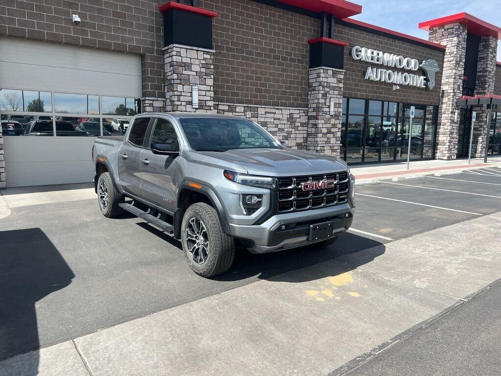 2024 GMC Canyon