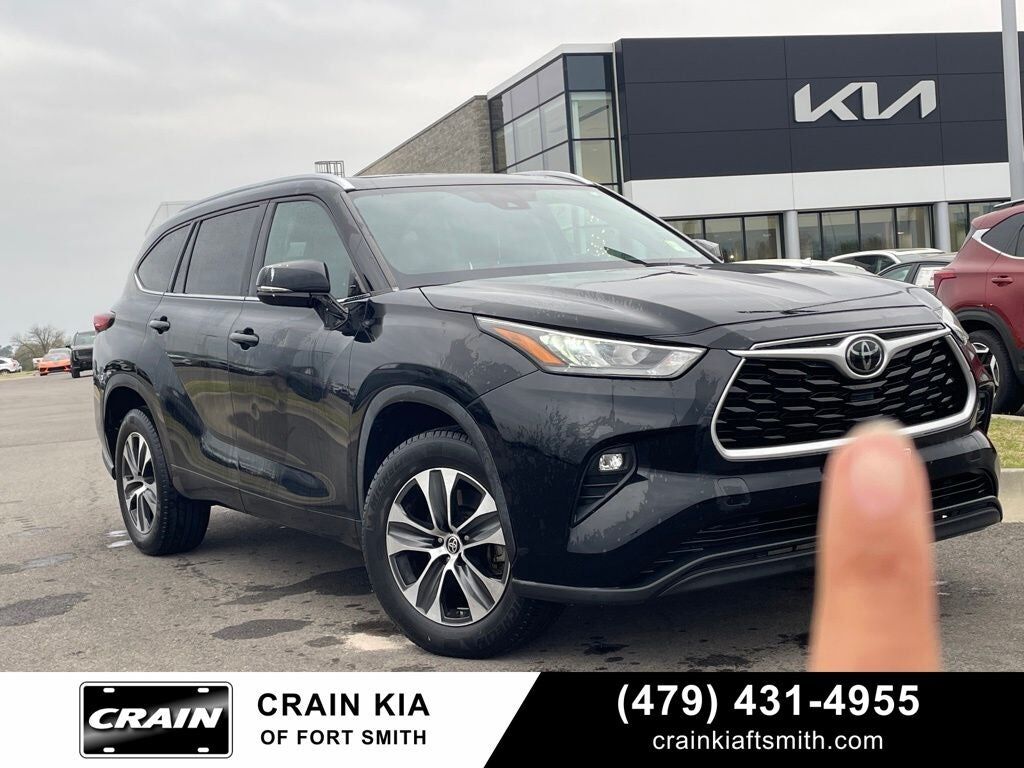 2020 TOYOTA Highlander