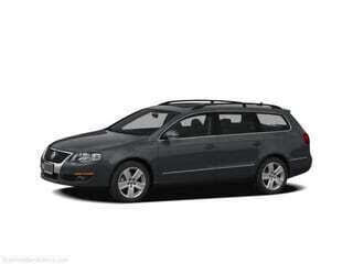 2010 VOLKSWAGEN Passat