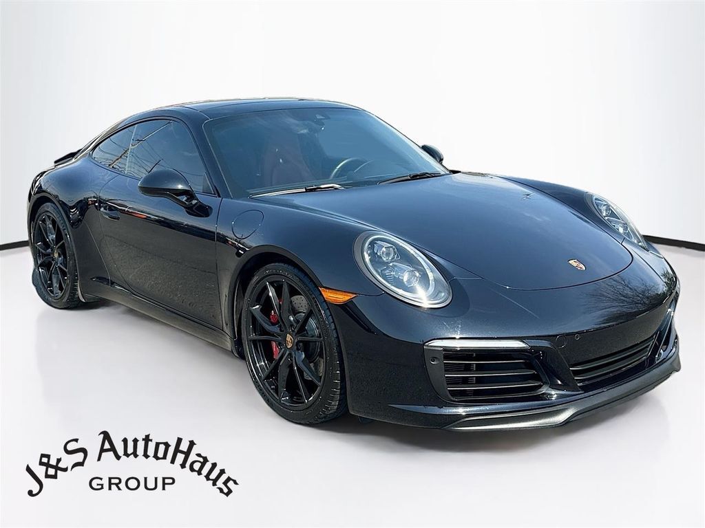 2019 PORSCHE 911