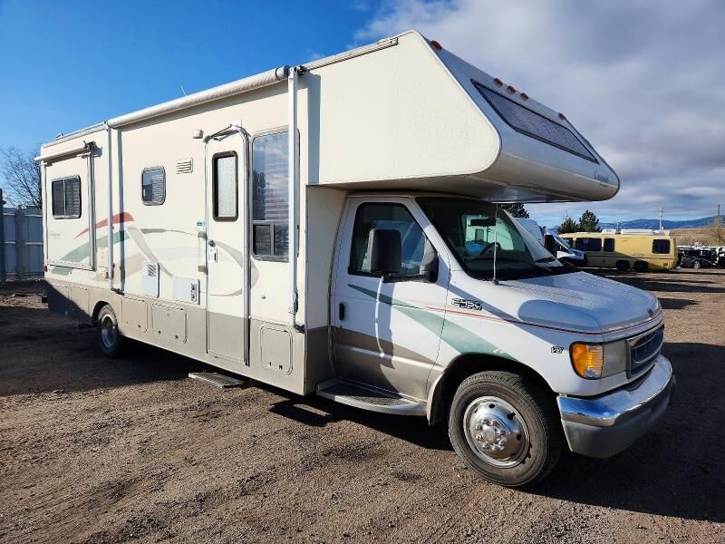 2001 FORD E-450