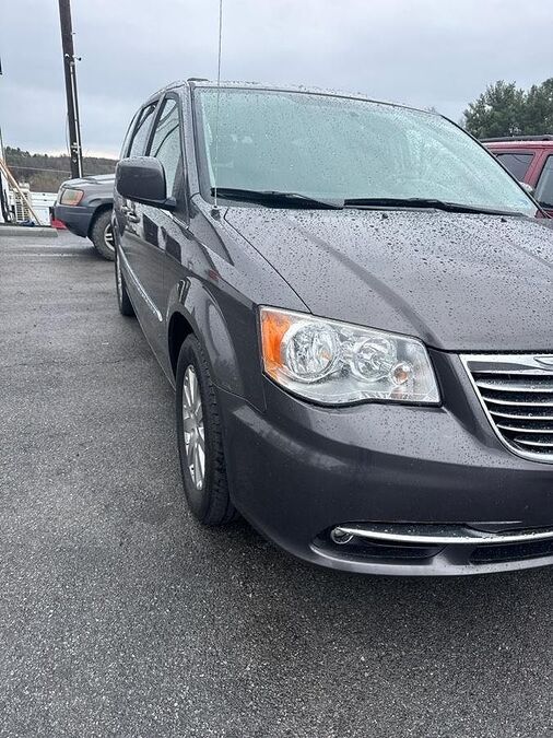 2015 CHRYSLER Town and Country