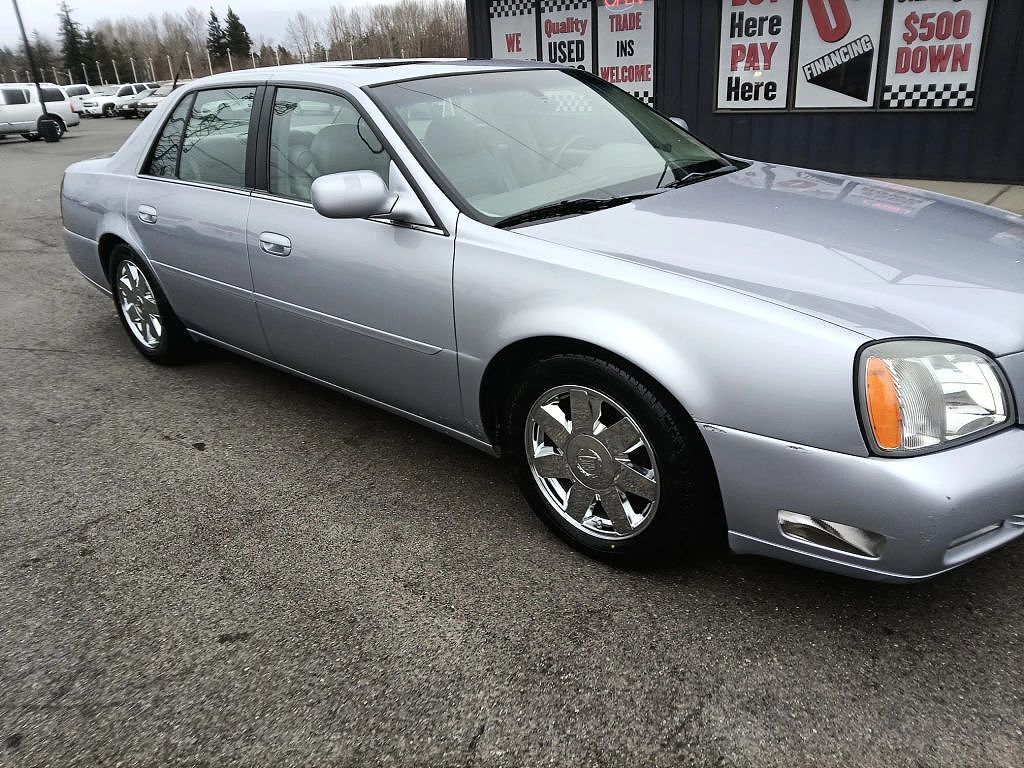 2004 CADILLAC Deville