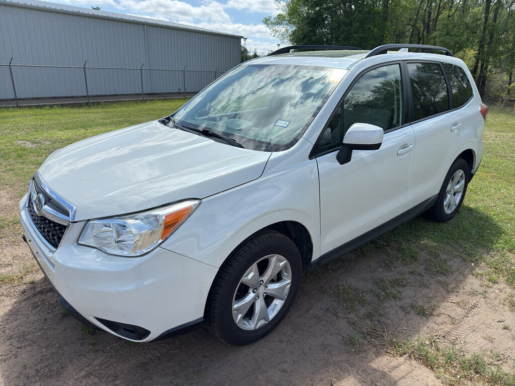 2016 SUBARU Forester