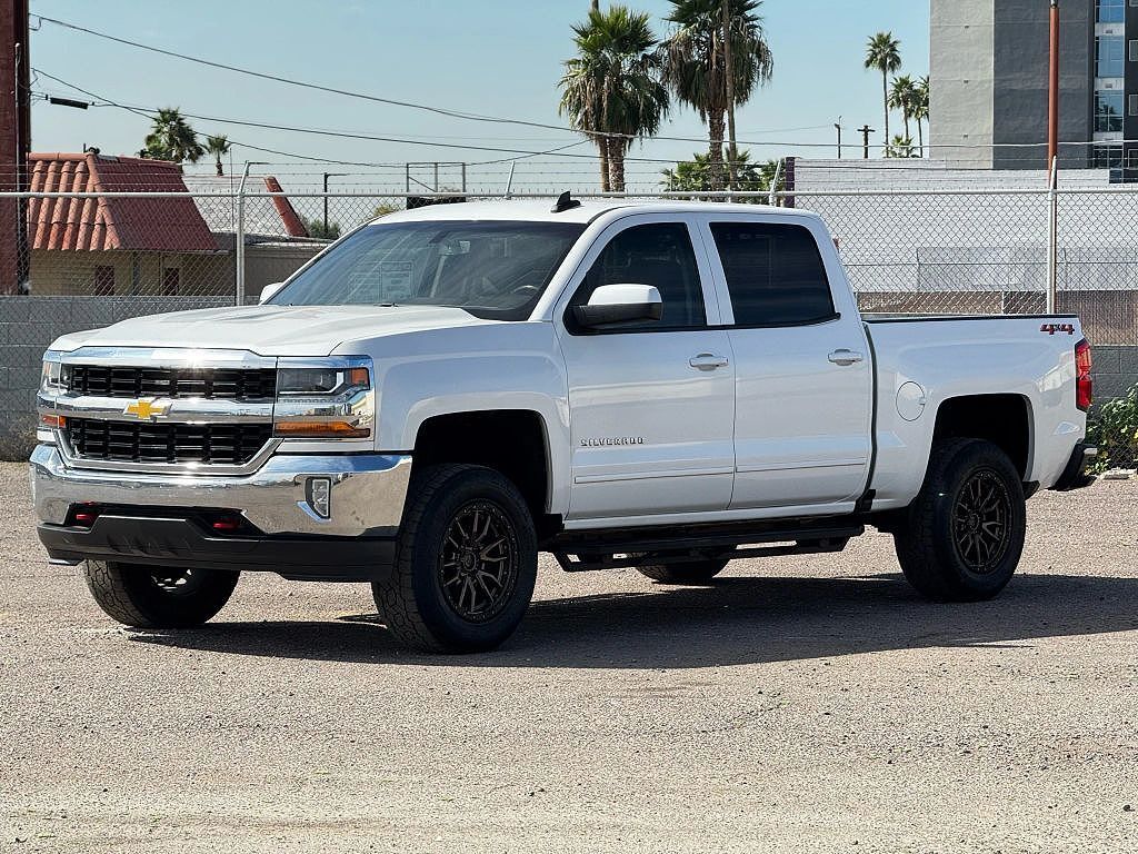 2018 CHEVROLET Silverado