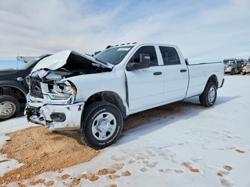 2023 RAM 3500