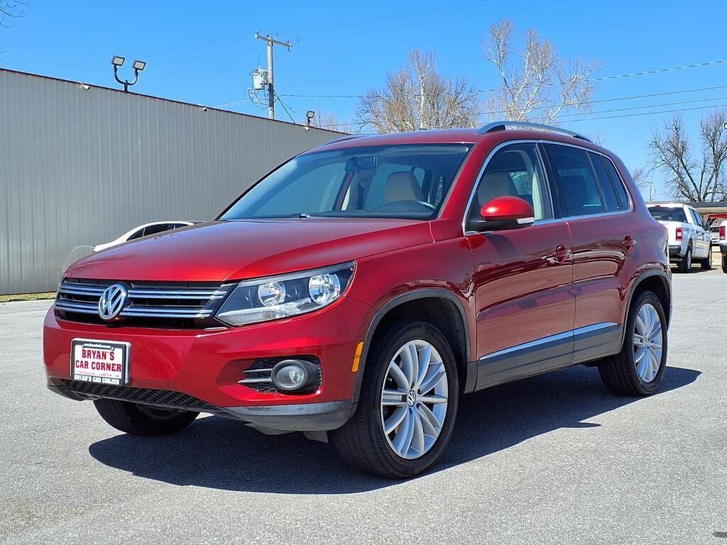 2012 VOLKSWAGEN Tiguan