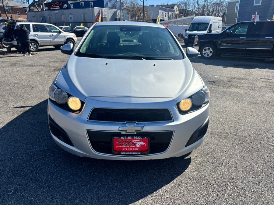 2016 CHEVROLET Sonic