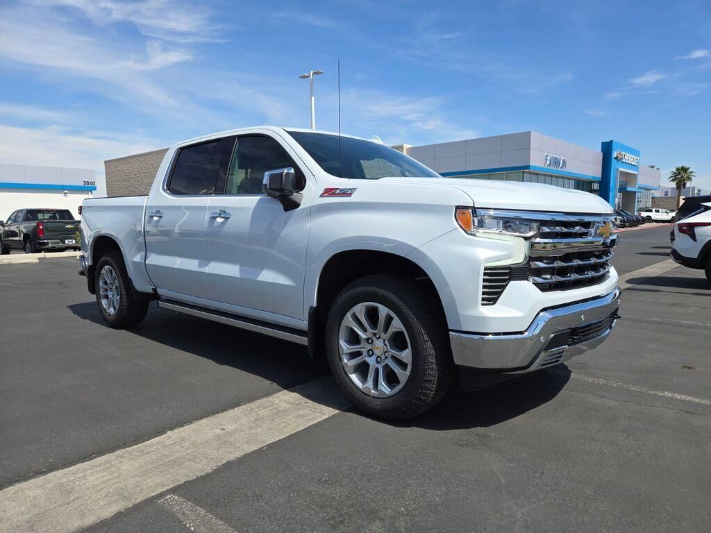 2026 CHEVROLET Silverado