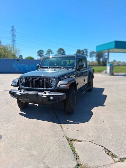 2025 JEEP Gladiator
