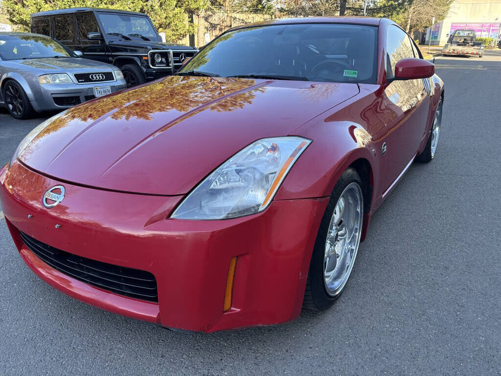 2005 NISSAN 350Z