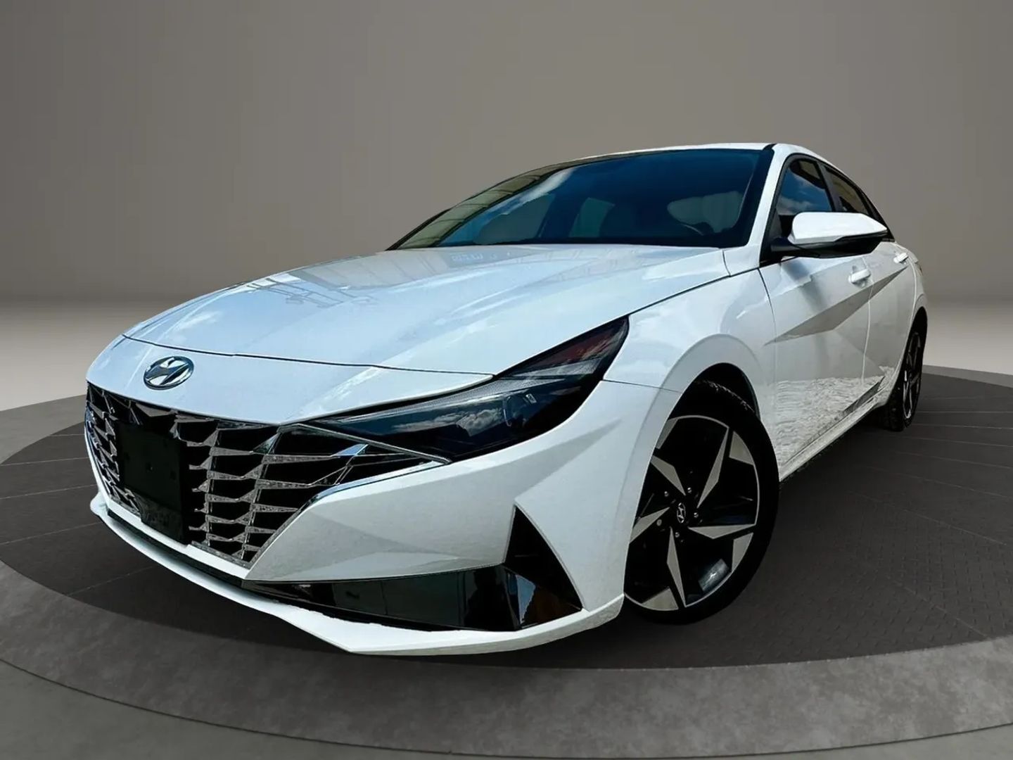 2022 HYUNDAI Elantra