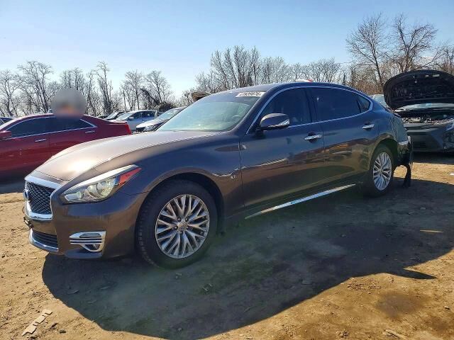 2015 INFINITI Q70L