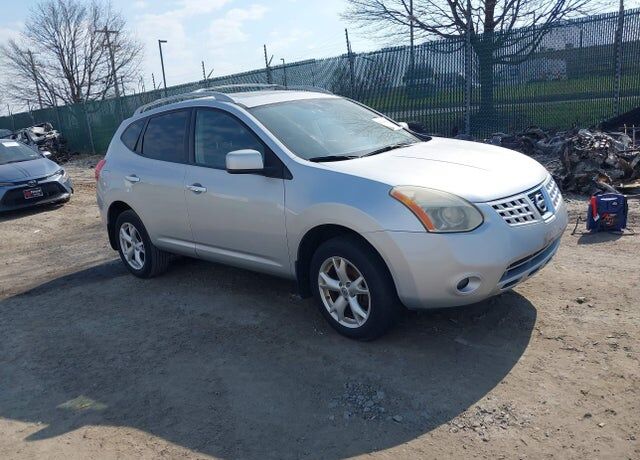 2010 NISSAN Rogue