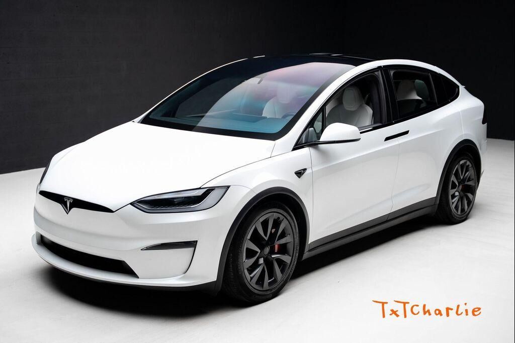 2023 TESLA Model X