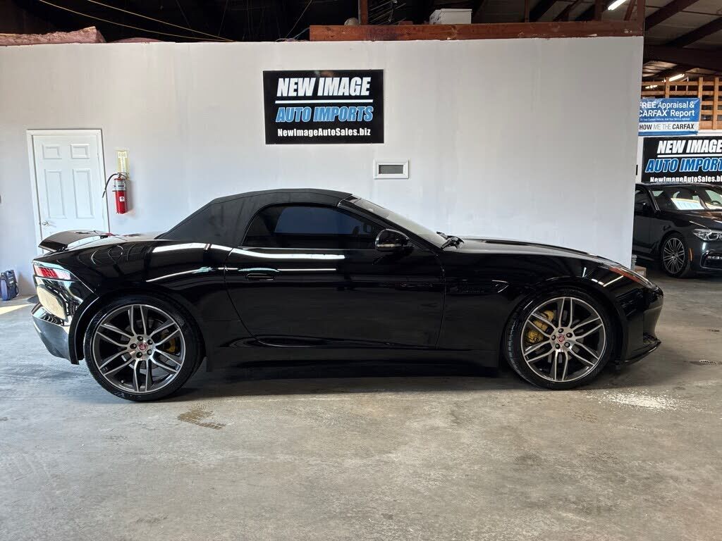 2020 JAGUAR F-Type