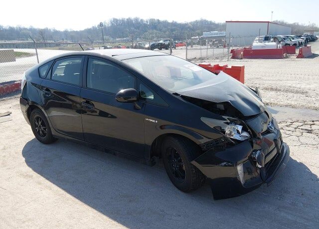 2013 TOYOTA PRIUS