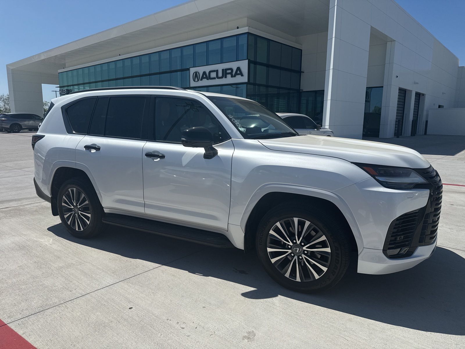 2023 LEXUS LX