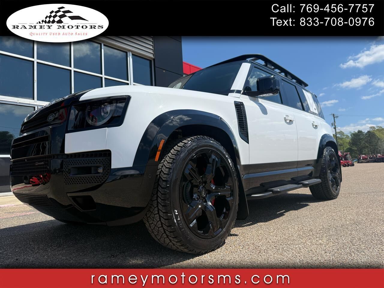 2022 LAND ROVER Defender