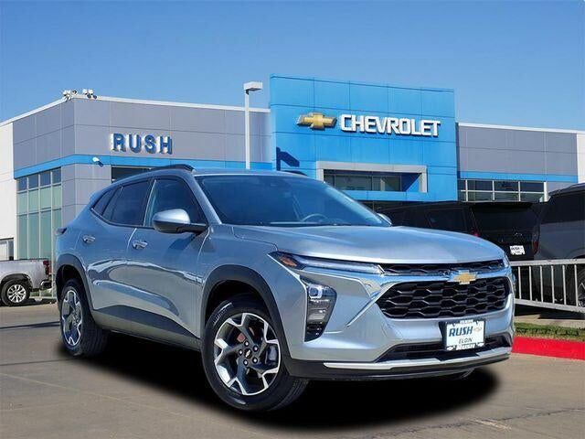 2025 CHEVROLET Trax
