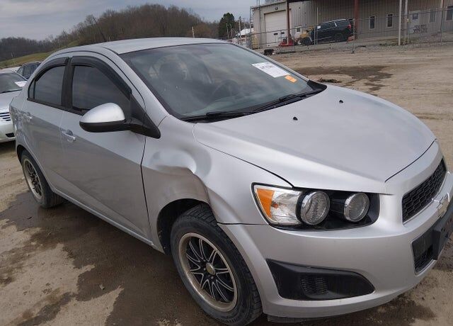 2012 CHEVROLET Sonic