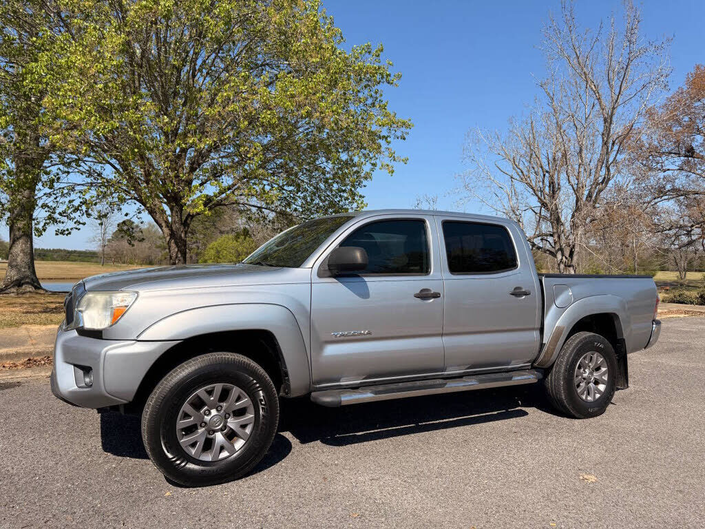 2015 TOYOTA Tacoma