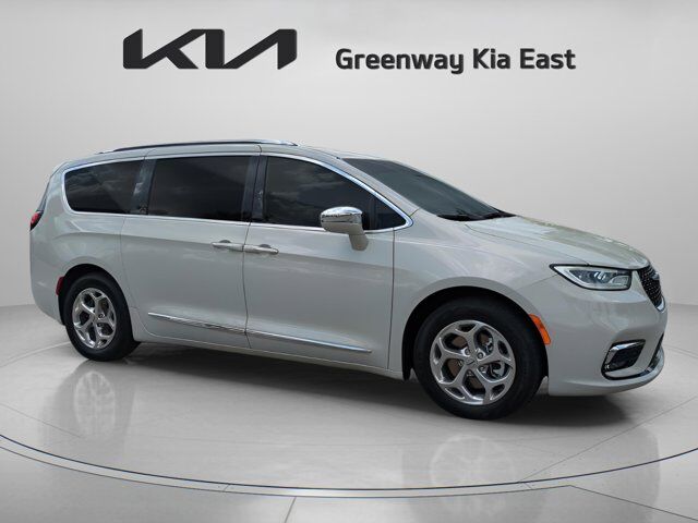 2021 CHRYSLER Pacifica