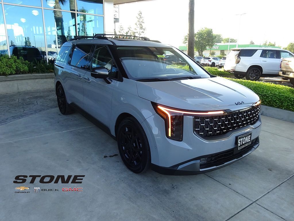 2025 KIA Carnival