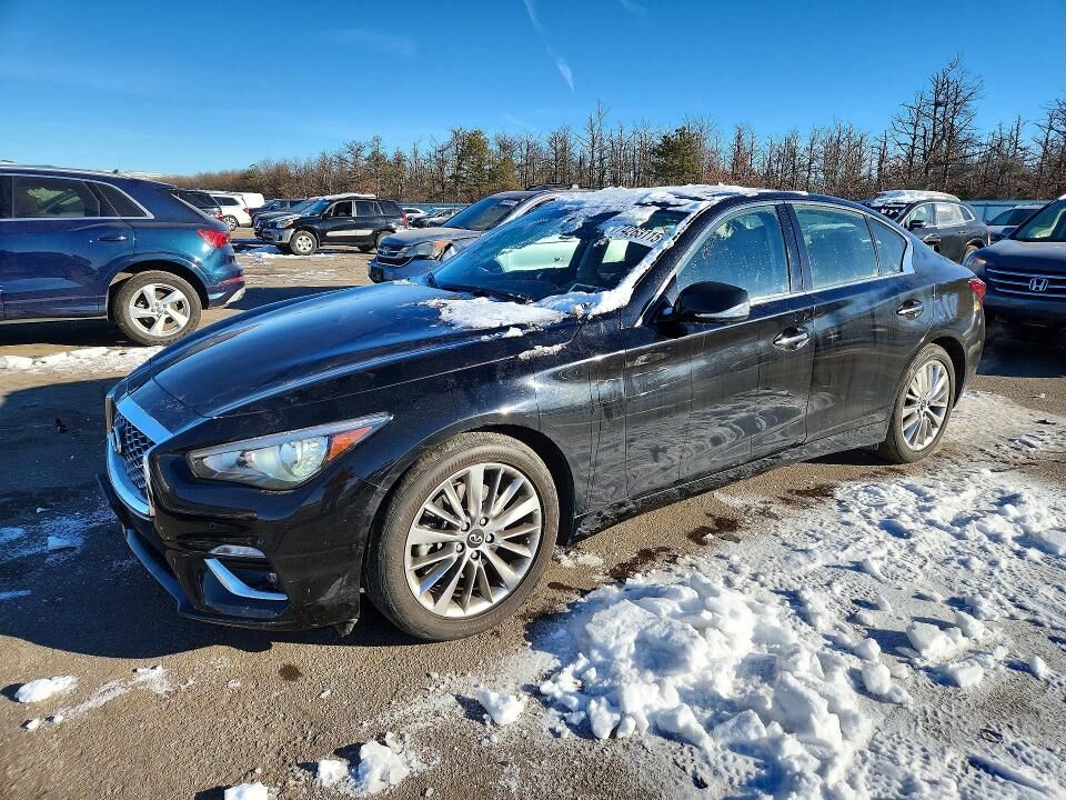 2023 INFINITI Q50
