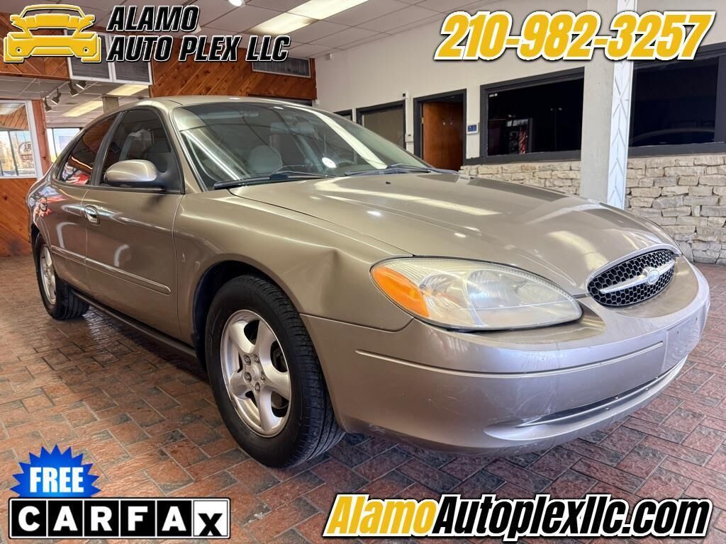 2002 FORD Taurus