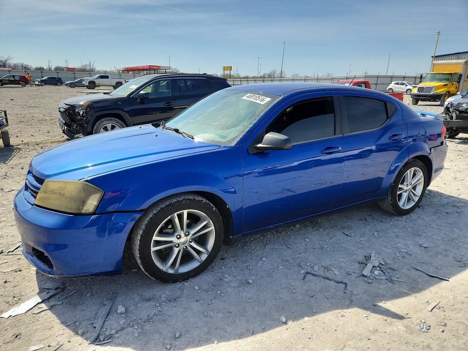2013 DODGE Avenger
