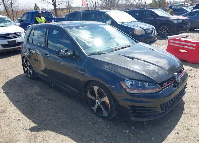 2017 VOLKSWAGEN Golf GTI