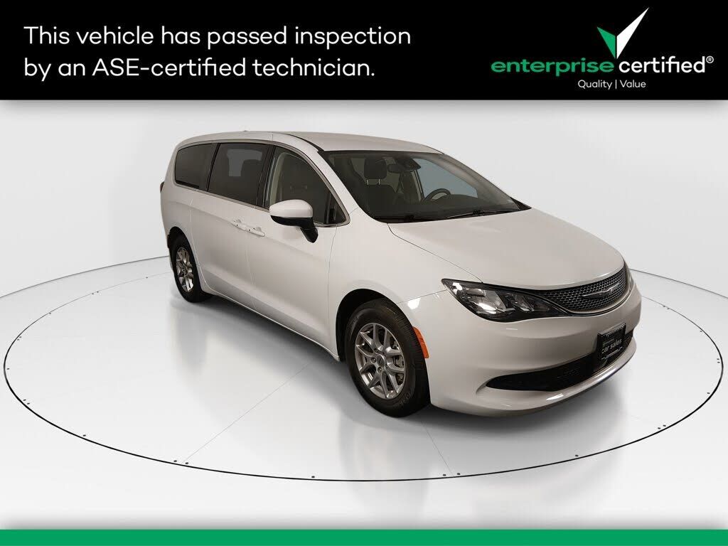 2023 CHRYSLER Voyager