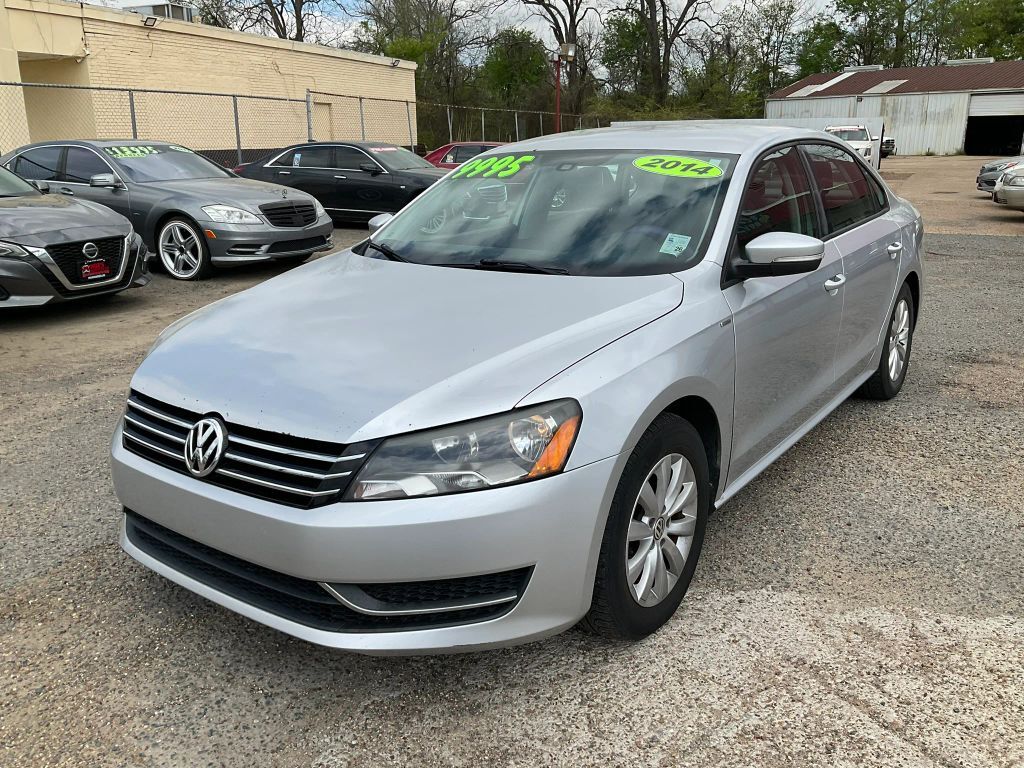 2014 VOLKSWAGEN Passat