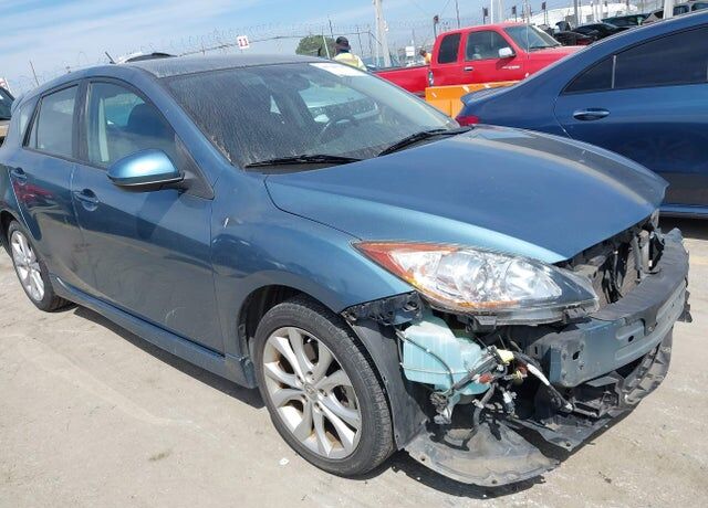 2011 MAZDA Mazda3