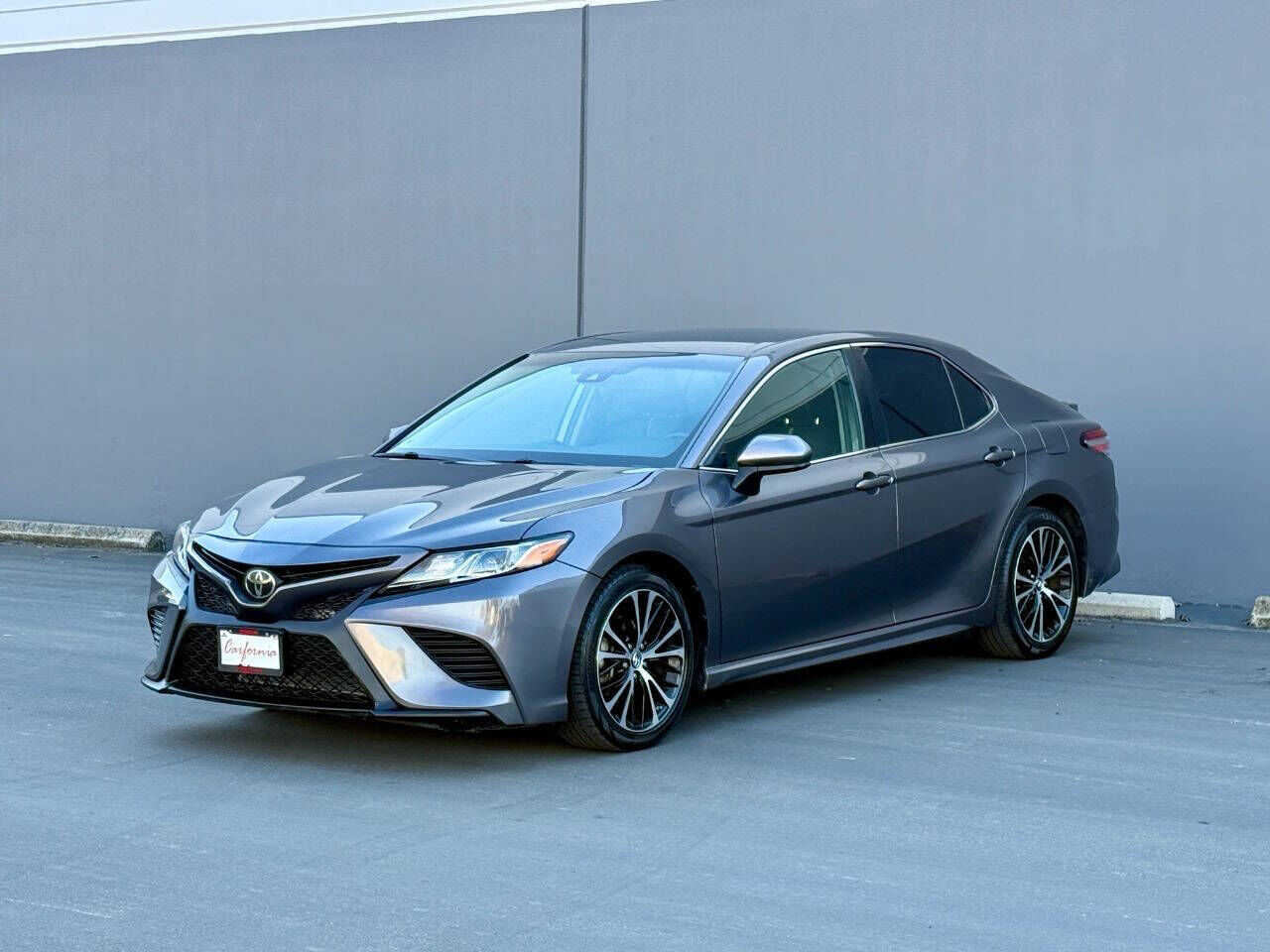 2018 TOYOTA Camry