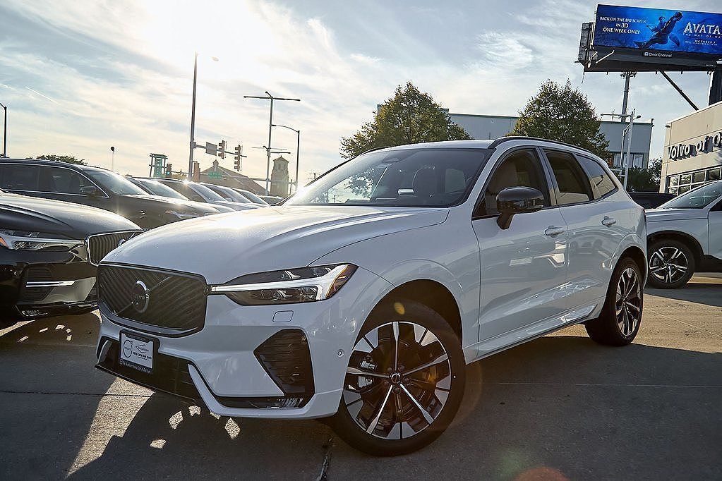 2026 VOLVO XC60