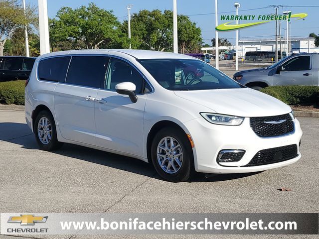 2023 CHRYSLER Pacifica