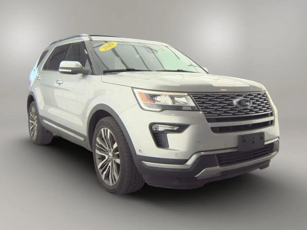 2019 FORD Explorer