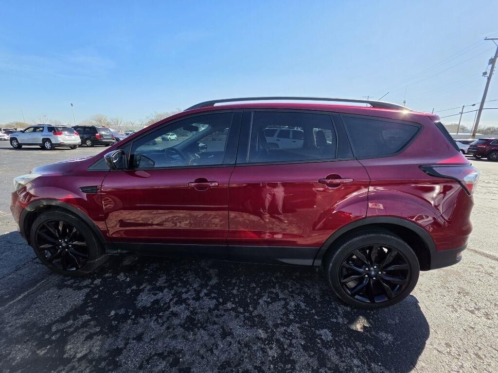 2018 FORD Escape
