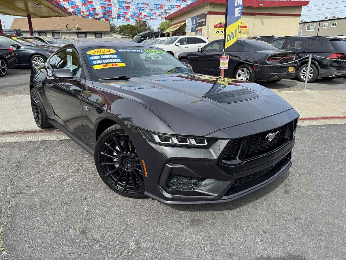 2024 FORD Mustang
