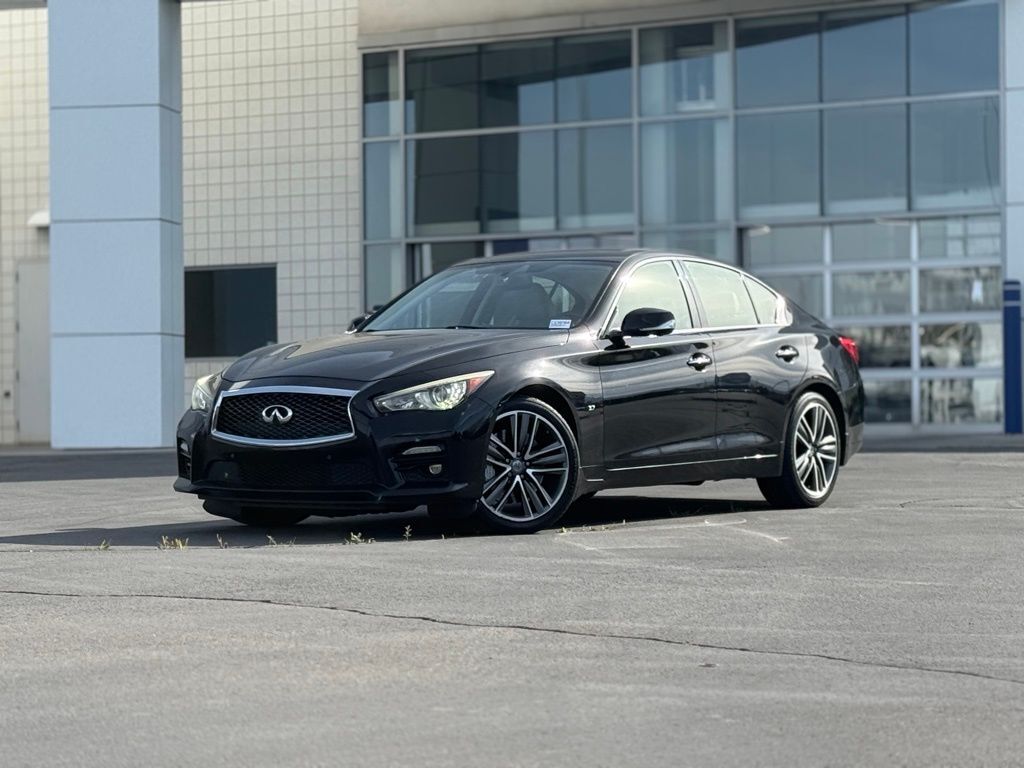2015 INFINITI Q50