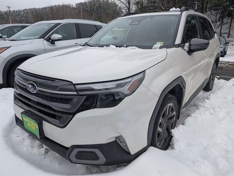 2025 SUBARU Forester