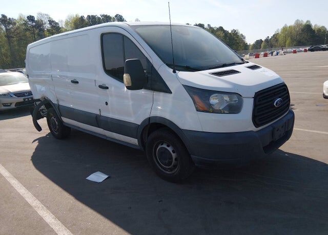 2015 FORD Transit