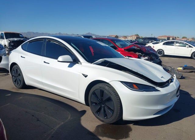 2024 TESLA Model 3