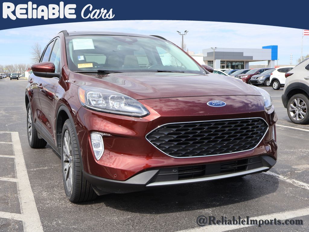 2021 FORD Escape