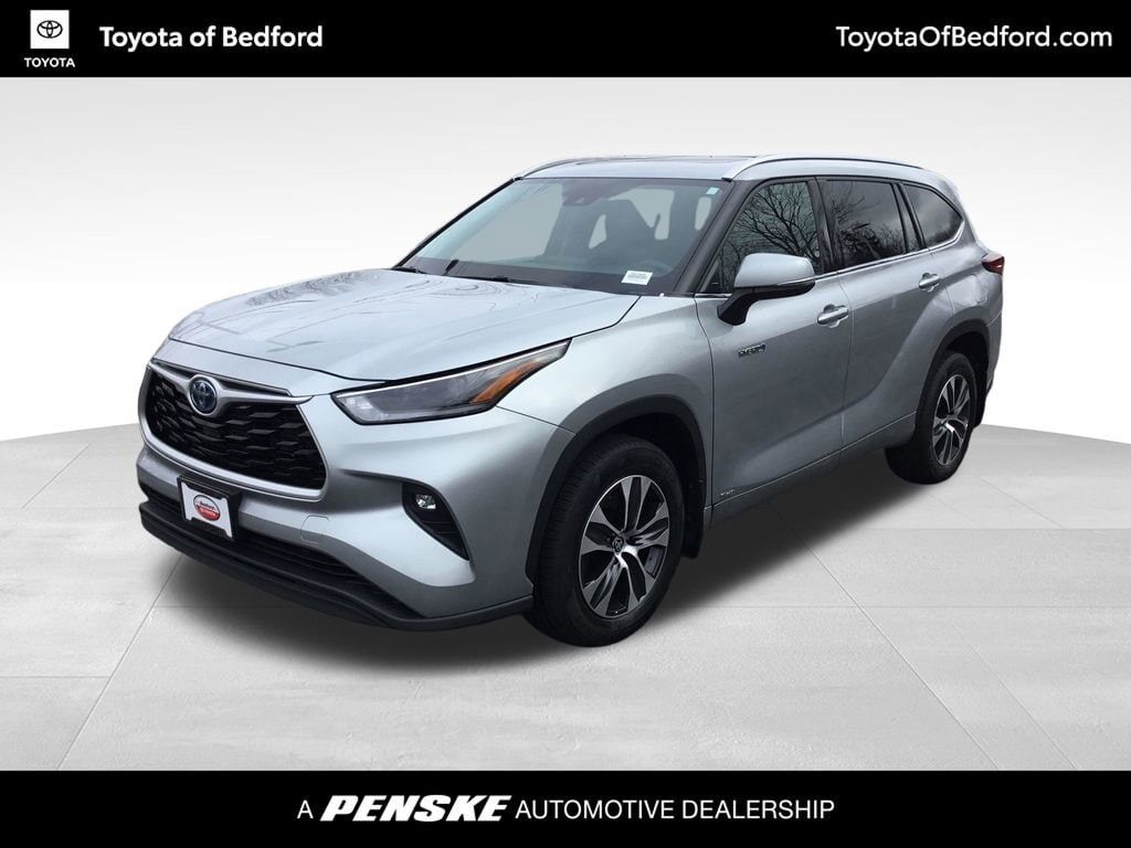 2021 TOYOTA Highlander