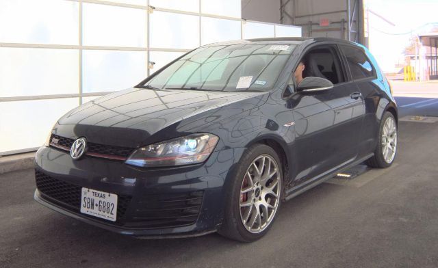 2016 VOLKSWAGEN Golf GTI