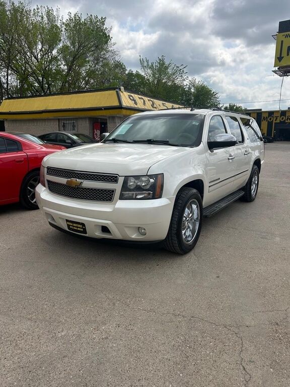 2012 CHEVROLET Suburban