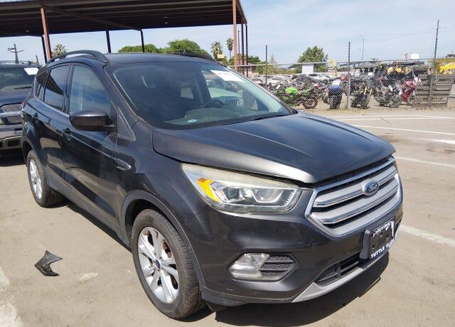 2018 FORD Escape